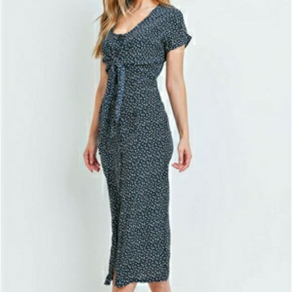 - Spring button front short sleeve midi dress - Picture 5 of 6